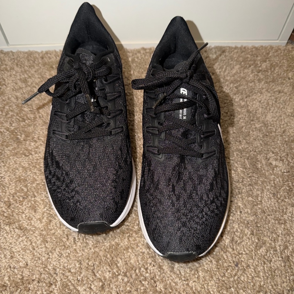 Nike Black Athletic Shoes